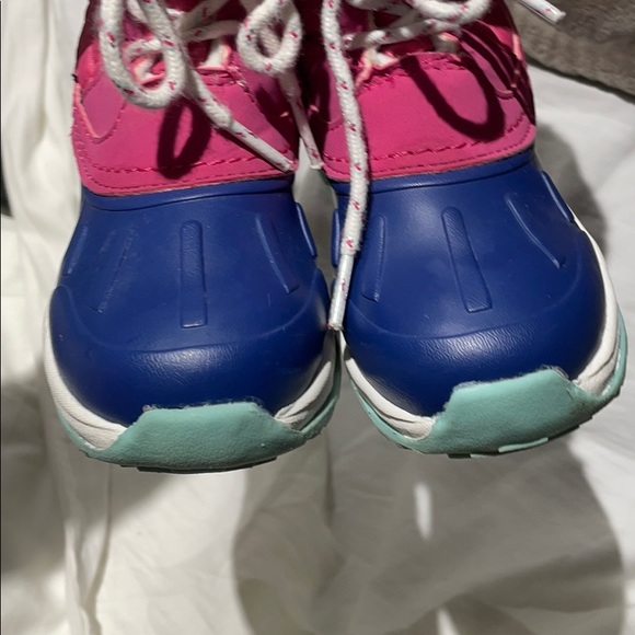 Carters 11 pink blue snow boots worn once - Picture 11 of 11